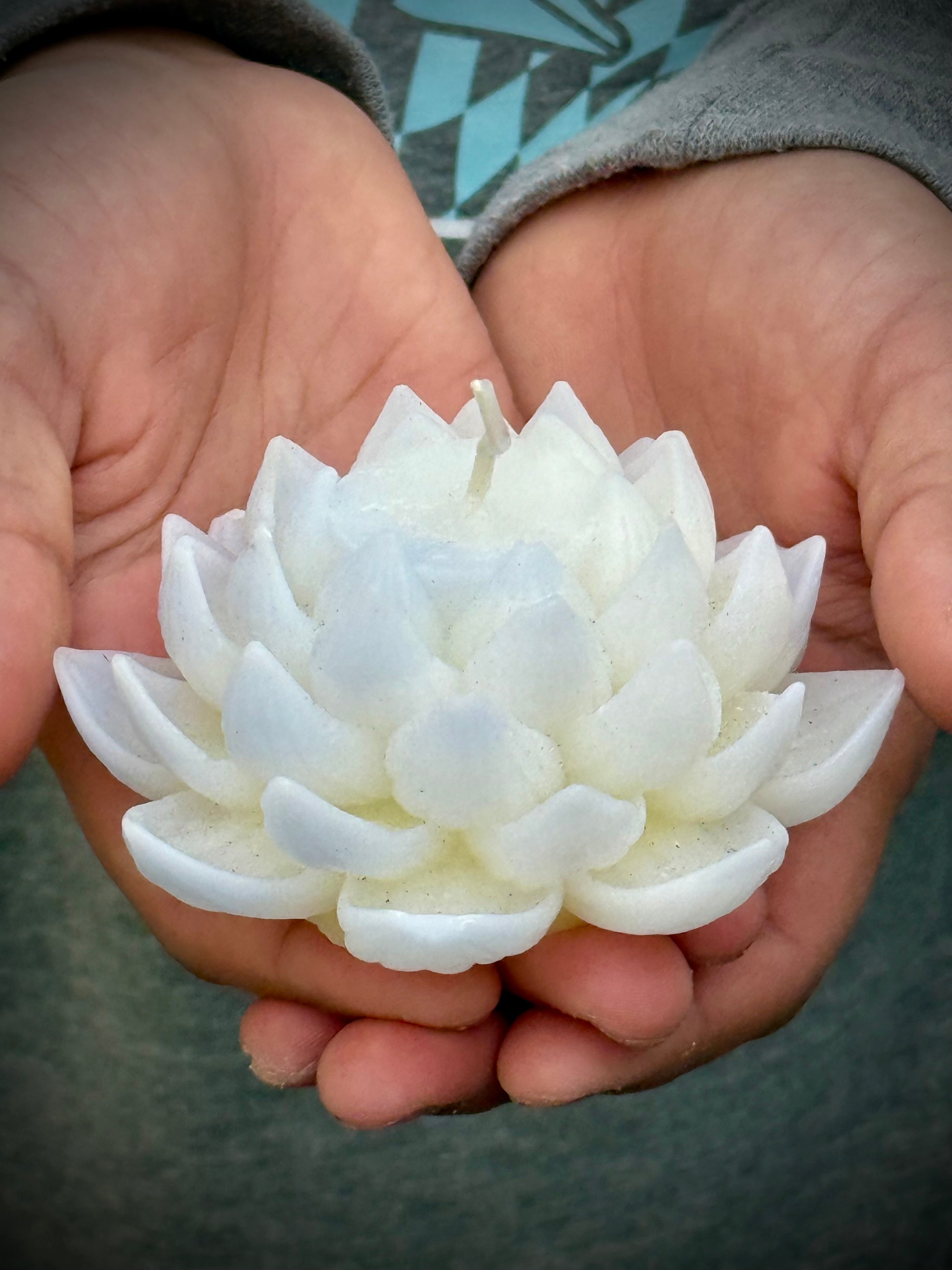 Lotus Candle Pure White